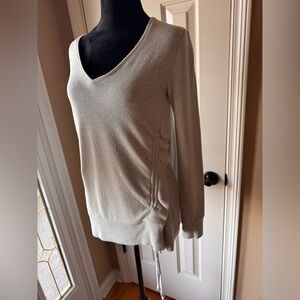 Saturday Sunday by Anthropologie Pale Green V-Neck Sweater size small